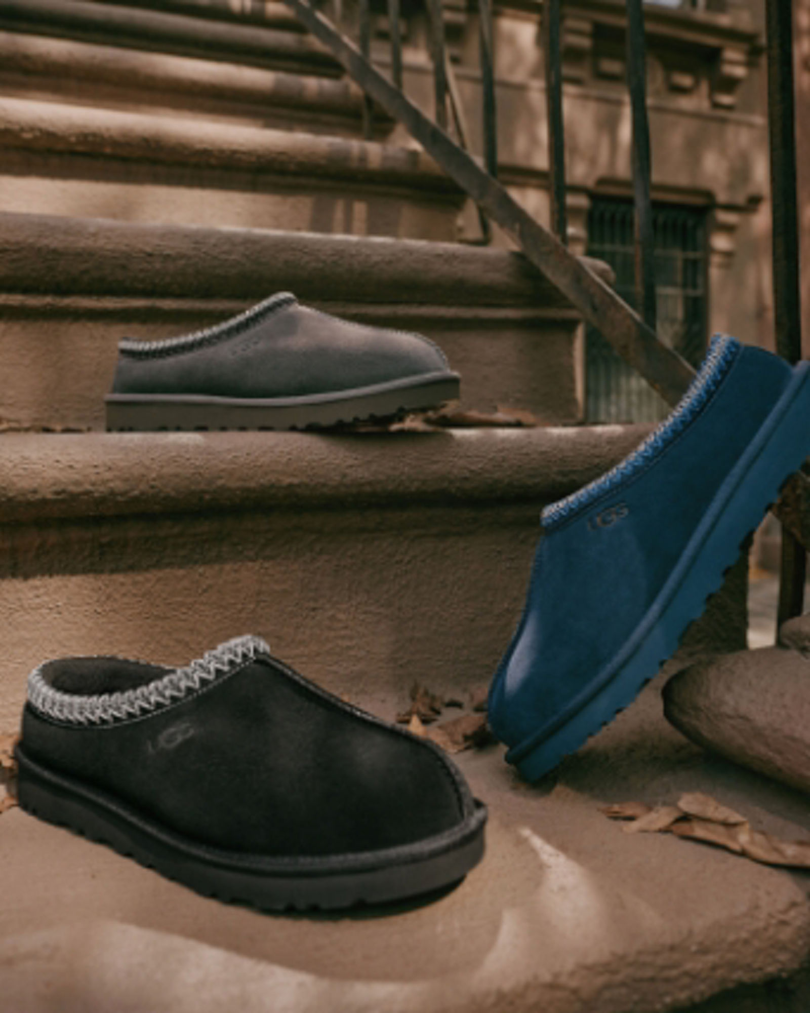 Bloomingdales mens ugg slippers clearance
