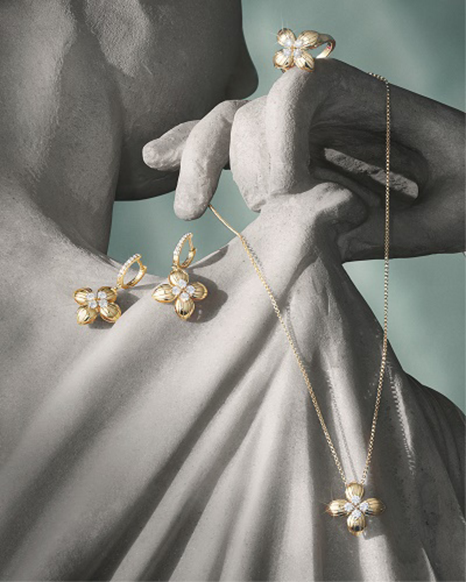 Accessories for Women Bloomingdale s