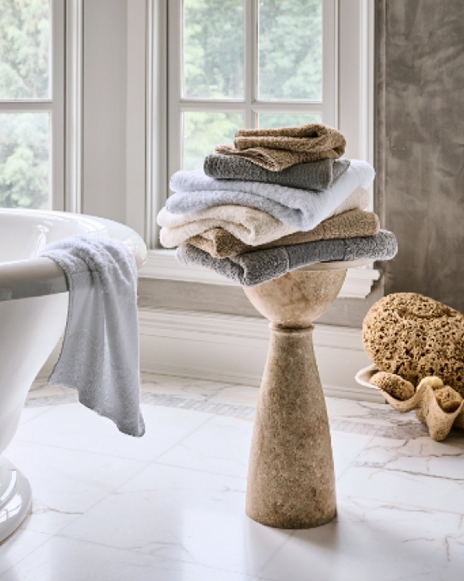 LUXURY BATH