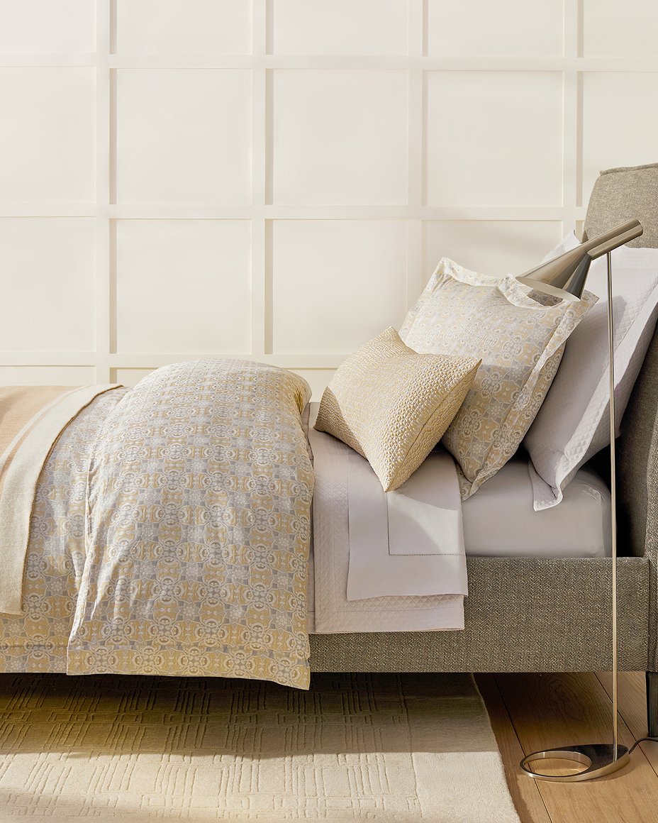 Summer bedding refresh. Sferra.