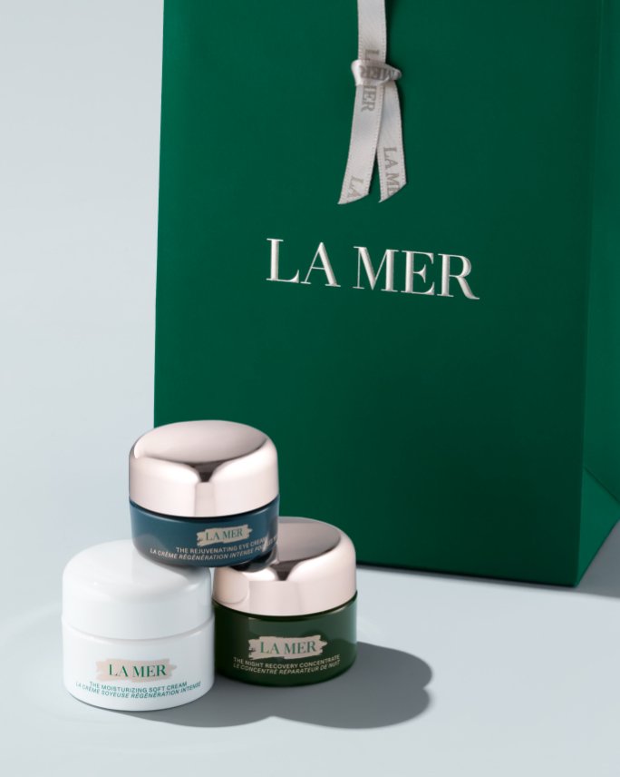 La Mer. Free 4 piece gift with any $300 La Mer purchase. A $185 value.