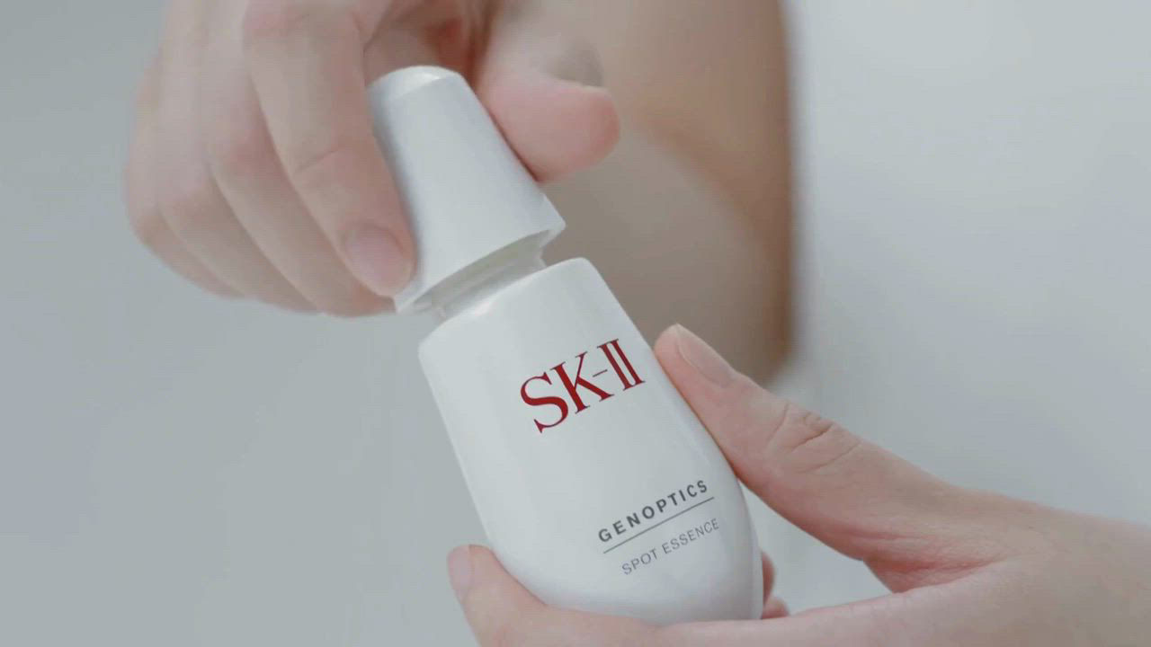SK-II Genoptics Spot Essence 1.7 oz. | Bloomingdale's