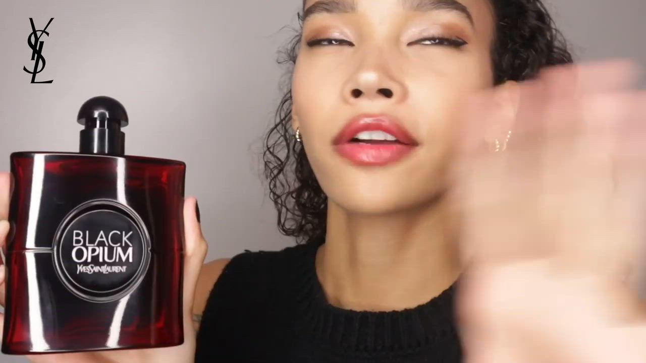 Yves Saint Laurent Black Opium Eau de Parfum Over Red