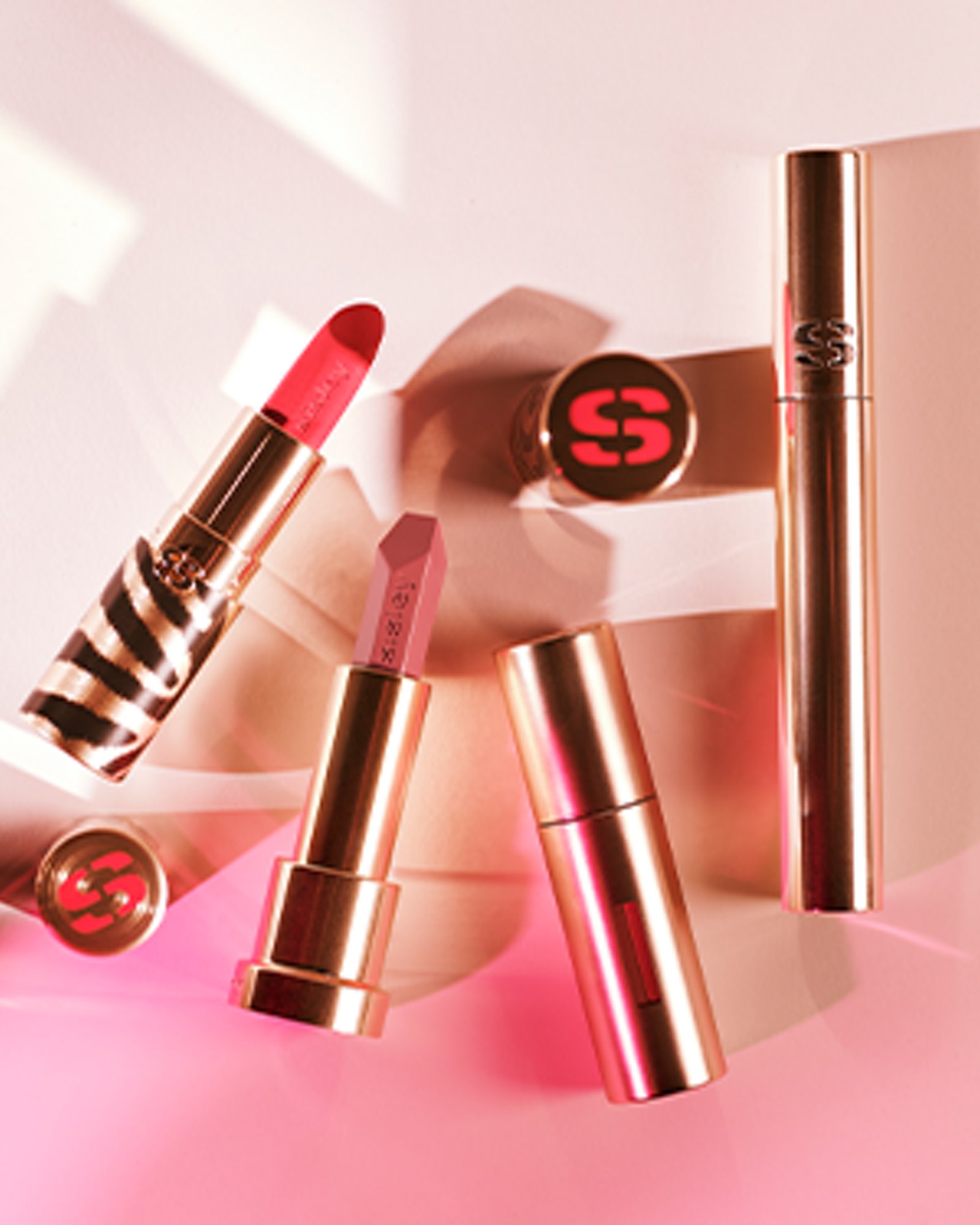 MAKEUP